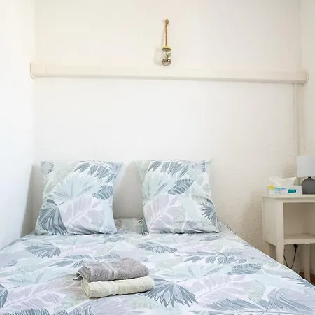 Maison Climatisée Fibrée 2 Chambres à 9 Min à Pieds D'une Grande Plage *